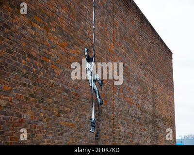 Banksy's Reading Prison Mural, Reading , Berkshire, Inghilterra, Regno Unito, GB. Foto Stock