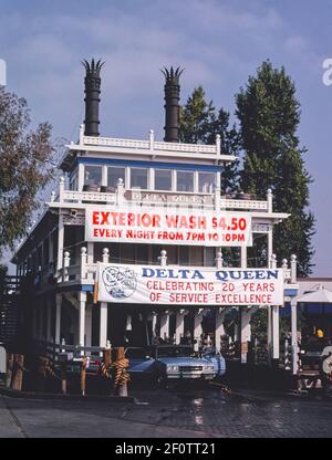 Delta Queen Car Wash vista frontale Hamilton Avenue vicino a BASCOM Campbell California ca. 1991 Foto Stock