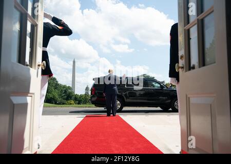 Il Presidente Donald Trump saluta il primo Ministro dei Paesi Bassi Mark Rutte giovedì 18 2019 luglio dal Portico Sud della Casa Bianca. Foto Stock