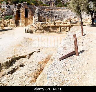 Necropoli e tomba indigena pietra teatro di archeologia a myra turchia europa antica romana Foto Stock