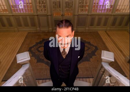 KENNETH BRANAGH in DEATH ON THE NILE (2021), diretto da KENNETH BRANAGH. Credit: 20TH CENTURY STUDIOS / Album Foto Stock