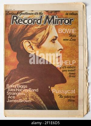 Old Vintage 1970 Edition of Record Mirror Pop Music Magazine David Bowie copertina Foto Stock