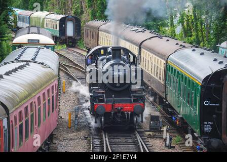 Treno a vapore alla Mid Hants Watercress Heritage Railway, Alresford Railway, New Alresford, Hampshire, Inghilterra, Regno Unito Foto Stock