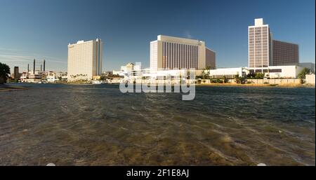 Laughlin Nevada, fiume Colorado, skyline del centro città Foto Stock