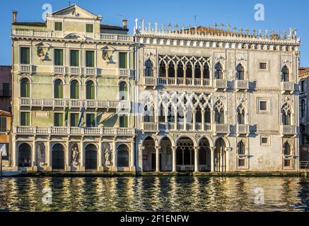 La facciata della Ca D'Oro palazzo sul Canal Grande a Venezia, Italia Foto Stock
