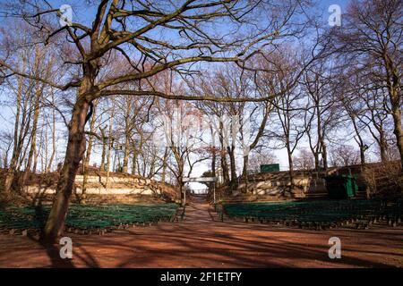 L'anfiteatro romano di Birten, vicino a Xanten, Renania Settentrionale-Vestfalia, Germania. Das Roemische Amphitheatre di Birten bei Xanten, Nordrhein-Westfalen, Foto Stock