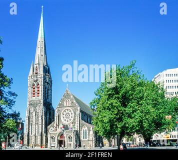 1999 Christchurch South Island Nuova Zelanda - Christchurch Cathedral Christchurch South Island Nuova Zelanda per lo più demolita dopo il terremoto nel febbraio 2011. La Cattedrale di Christchurch, chiamata anche Cattedrale della Chiesa di Cristo e (raramente) Chiesa della Cattedrale di Cristo, è una cattedrale Anglicana sconsacrata nella città di Christchurch, Nuova Zelanda. È stata costruita tra il 1864 e il 1904 nel centro della città, circondata da Piazza della Cattedrale Foto Stock