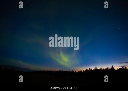 Luci del nord dettaglio vista dall'Islanda. Aurora Boreale. Green aurora Foto Stock