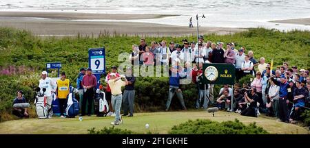 IL CAMPO DA GOLF APERTO AL TROON 2004 1° GIORNO. LEE WESTWOOD TEE'S DEL 9 ° 15/7/2004 IMMAGINE DAVID ASHDOWNOpen Golf Troon 2004 Foto Stock