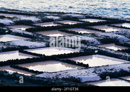 Salinas di la Palma di fronte all'oceano Foto Stock