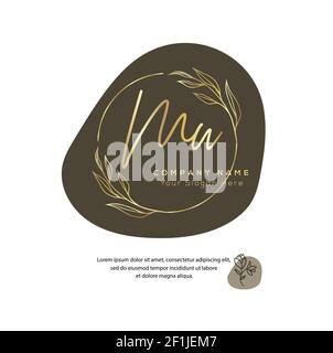 M W MW scrittura della lettera iniziale e logo della firma. Beauty Vector primo logo .Moda, boutique, floreale e botanico Illustrazione Vettoriale