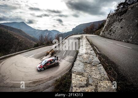 17 OGIER Sebastien (fra), INGRASSIA Julien (fra), Toyota Yaris WRC, Toyota Gazoo Racing WRT, azione durante il Campionato Mondiale Rally Auto 2020 WRC, Rally Monte Carlo dal 22 al 26 gennaio 2020 a Monaco - Foto Thomas Fenetre / DPPI Foto Stock