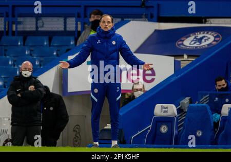 Londra, Regno Unito. 9 marzo 2021. Il manager di Chelsea Thomas Tuchel reagisce durante la partita della Premier League tra Chelsea ed Everton a Stamford Bridge a Londra, Gran Bretagna, l'8 marzo 2021. Credit: Xinhua/Alamy Live News Foto Stock