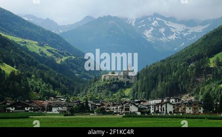 Vista sulla sabbia a Taufers, Alto Adige Foto Stock