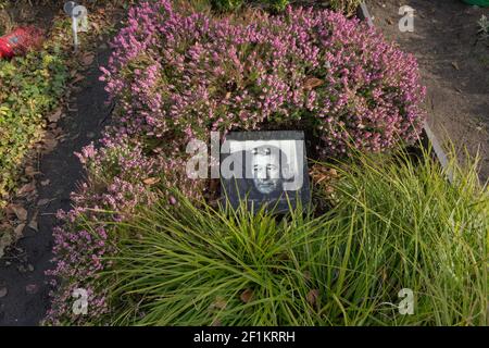 Grab, Helmut Newton, Friedhof, Stubenrauchstrasse, Friedenau, Schöneberg, Berlino, Germania Foto Stock