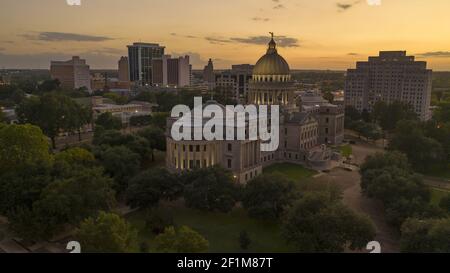 La capitale Statehouse nel centro di Jackson Mississippi a Dusk Foto Stock
