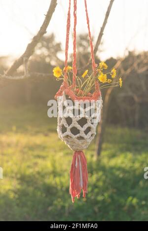 macrame pentola fatto a mano primo piano Foto Stock