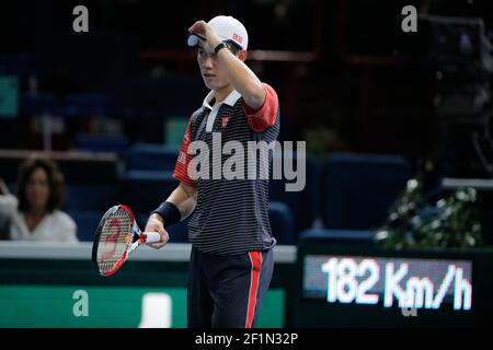 Kei NISHIKORI (JPN) mentre la sua partita contro David FERRER (ESP) durante il BNP Paribas Masters Indoor 2014, al Palais Omnisports de Paris-Bercy, a Parigi, Francia, giorno 5, ottobre 31, 2014. Foto Stephane Allaman / DPPI Foto Stock