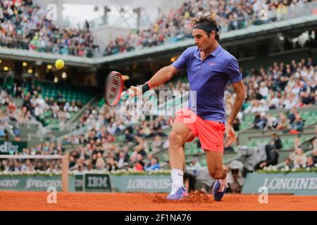 Roger Federer (sui) durante il French Tennis Open allo stadio Roland Garros di Parigi, Francia, il 31 maggio 2015. Foto Stephane ALLAMAN / DPPI Foto Stock