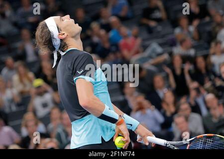 Rafael NADAL (ESP) ha vinto contro Kevin ANDERSON (RSA) durante il torneo di tennis indoor ATP World Tour Masters 1000, BNP Paribas Masters a Bercy (AccorHotels Arena), Parigi, Francia, dal 31 ottobre all'8 novembre 2015. Foto Stephane Allaman / DPPI Foto Stock