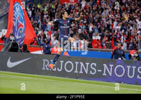 Edinson Roberto Paulo Cavani Gomez (psg) (El Matador) (El Botija) (Florestan) (psg) ha segnato un nuovo gol e lo ha celebrato durante la partita di calcio del Campionato Francese Ligue 1 tra Parigi Saint-Germain e Girondins de Bordeaux il 1 ottobre 2016 allo stadio Parc des Princes di Parigi, Francia - Foto Stephane Allaman / DPPI Foto Stock