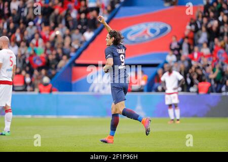 Edinson Roberto Paulo Cavani Gomez (psg) (El Matador) (El Botija) (Florestan) (psg) ha segnato un nuovo gol e lo ha celebrato durante la partita di calcio del Campionato Francese Ligue 1 tra Parigi Saint-Germain e Girondins de Bordeaux il 1 ottobre 2016 allo stadio Parc des Princes di Parigi, Francia - Foto Stephane Allaman / DPPI Foto Stock