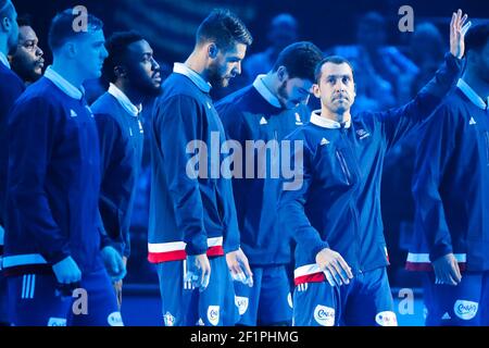 Michael GUIGOU (fra) +++, Ludovic FABREGAS (fra), Luka KARABATIC (fra), Luc ABALO (fra) ++, Kentin MAHE (fra) durante il Campionato del mondo di pallamano maschile Francia 2017 match Gruppo A, tra Francia e Brasile, il 11 gennaio 2017 presso Accorhotels Arena di Parigi, Francia - Foto DPDAPAMAN Allane Foto Stock