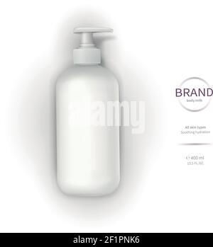 Modello per contenitori cosmetici Vector Realistic, flacone in plastica bianca con dispenser, pompa ed etichetta del marchio isolato su sfondo bianco. Cosmetici per la cura della pelle, crema, lozione, sapone liquido o schiuma da bagno Illustrazione Vettoriale