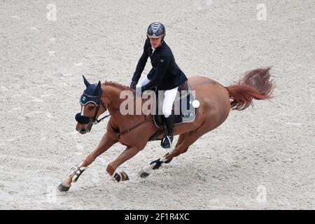 Olivier Robert (fra) al Grand Prix Hermès, tavolo A 1m60 con un salto-off, durante la gara internazionale di salto di Saut Hermès CSI5 nel Grand-Palais, dal 16 al 18 marzo 2018, a Parigi, Francia - Foto Stephane Allaman / DPPI Foto Stock