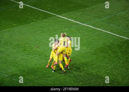 Maren Mjelde (Chelsea FC) ha segnato un gol, festeggiando con Ji so-Yun (Chelsea FC) e Karen Carney (Chelsea FC), Francesca Kirby (Chelsea FC), Magdalena Ericsson (Chelsea FC) durante la UEFA Women's Champions League, round dell'8, seconda partita di calcio tra Paris Saint-Germain e Chelsea il 27 marzo, 2019 allo stadio Jean Bouin di Parigi, Francia - Foto Stephane ALLAMAN / DPPI Foto Stock