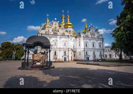 Cattedrale di Dormizione al complesso del monastero di Pechersk Lavra - Kiev, Ucraina Foto Stock