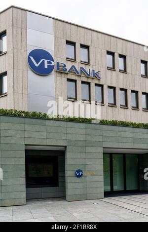 Vista della sede centrale della VP Bank a Vaduz in Liechtenstein Foto Stock