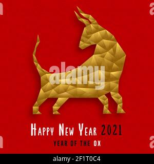 Biglietto d'auguri per il nuovo anno cinese del bue 2021. Oro basso Poly stile zodiaco animale con sfondo rosso cina vacanza. Design tradizionale degli eventi del festival, Illustrazione Vettoriale