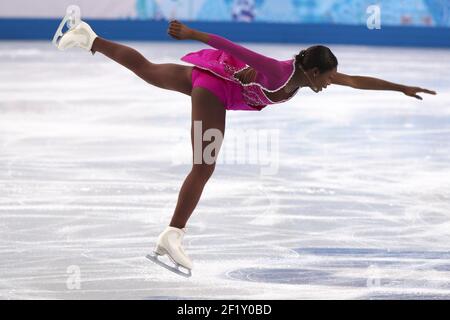 Mae Berenice Meite dalla Francia, nel corso del programma delle XXII Olimpiadi invernali Sotchi 2014, presso il Palazzo dello Sport di Iceberg, il 19 febbraio 2014 a Sochi, in Russia. KMSP / DPPI della piscina fotografica Foto Stock