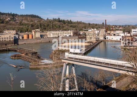 Il vecchio sito industriale si trova nello stato Oregon City Oregon. Foto Stock