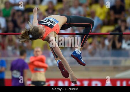 Svetlana Shkolina della Russia compete in High Jump Women durante il Meeting Internazionale di Atletica Herculis, IAAF Diamond League, Monaco il 17 luglio 2015 allo stadio Louis II di Monaco, Francia - Foto Jean-Marie Hervio / KMSP / DPPI Foto Stock