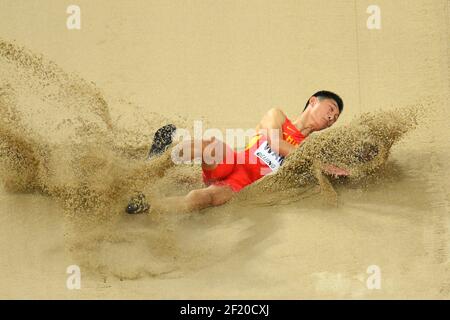 Jianan Wang (CHN) compete in uomini a salto lungo durante i Campionati del mondo IAAF, Pechino 2015, allo Stadio Nazionale, a Pechino, Cina, giorno 4, il 25 agosto, 2015 - Foto Julien Crosnier / KMSP / DPPI Foto Stock