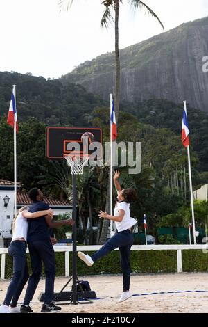 Tennis giocatori francesi Caroline Garcia, Gael Monfils e Kristina Mladenovic al Club France durante i Giochi Olimpici RIO 2016, il 4 agosto 2016, a Rio, Brasile - Photo Pool KMSP / DPPI Foto Stock