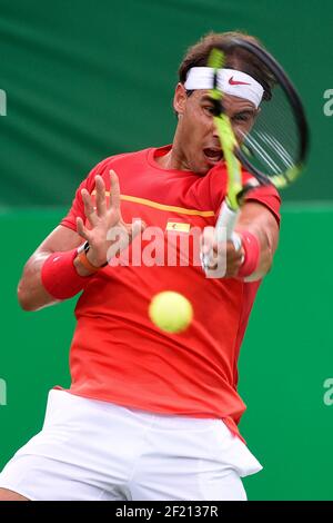 Rafael Nadal di Spagna in azione durante il suo Tennis Men's Single match contro Federico Delbonis di Argentina durante i Giochi Olimpici RIO 2016, Tennis, il 7 agosto 2016, a Rio, Brasile - Foto Jean-Marie Hervio / KMSP / DPPI Foto Stock