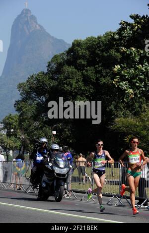 Christelle Daunay in Francia compete nella Maratona delle donne di atletica durante i Giochi Olimpici RIO 2016, Atletica, il 14 agosto 2016, a Rio, Brasile - Foto Jean-Marie Hervio / KMSP / DPPI Foto Stock