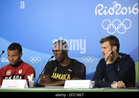 Usain Bolt (JAM) medaglia d'oro, Andre De Grasse (CAN) medaglia d'argento e Christophe Lemaitre (fra) medaglia di bronzo alla conferenza stampa dopo la finale maschile di 200 m durante i Giochi Olimpici RIO 2016, Atletica, il 18 agosto 2016, a Rio, Brasile - Foto Stephane Kempinaire / KMSP / DPPI Foto Stock