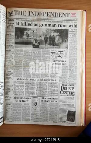 Massacro di Hungerford... pagine anteriori e interne dei giornali 20/Agosto/1987 copia foto David Sandison Foto Stock