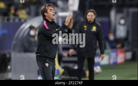 Dortmund, Germania. 2021 marzo 09.03.2021. Firo: 2020/21 1/8 Fuvuball: Calcio: Stagione UEFA Champions League finale BVB, Borussia Dortmund - FC Sevilla gesture, coach, Julen Lopetegui | usage worldwide Credit: dpa/Alamy Live News Foto Stock