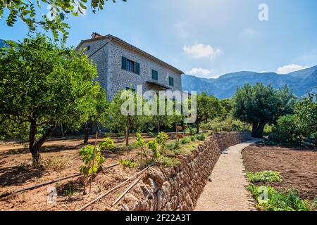 La casa e il giardino della casa a Deia, Maiorca dove Robert Graves visse Foto Stock