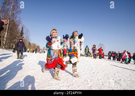 Marzo 2021 - Golubino. Concorso per le mandrie di renne. Giornata dei cervi. Russia, regione di Arkhangelsk Foto Stock