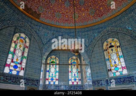 ISTANBUL, Turchia - 27 maggio : Vista interna del Palazzo Topkapi e il museo di Istanbul Turchia il 27 maggio 2018 Foto Stock