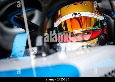 Zendeli Lisim (ger), MP Motorsport, Dallara F2, ritratto durante il Campionato FIA Formula 2 2021 test pre-stagione dall'8 al 10 marzo 2021 sul circuito Internazionale del Bahrain, a Sakhir, Bahrain - Foto Sebastiaan Rozendaal / Dutch Photo Agency / DPPI Foto Stock