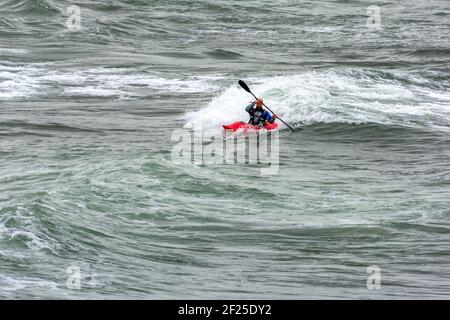 Fare kayak in Cornovaglia Foto Stock