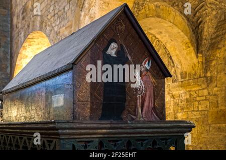 Interno di St Georges Basilica a Praga Foto Stock