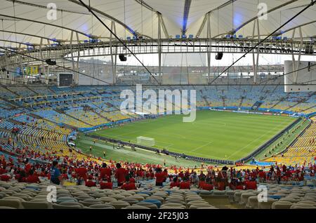 Vista panoramica dell'interno del leggendario stadio Maracanã durante la Coppa del mondo 2014 a Rio de Janeiro, Brasile. Foto Stock